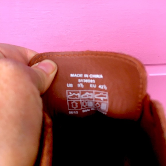 Make Me An Offer! Mens Suede shoes size 9 - Picture 4 of 5